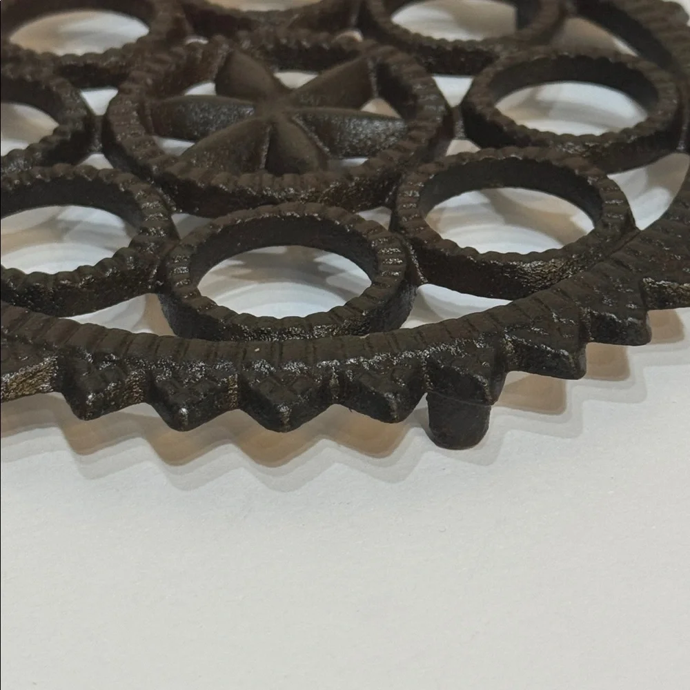 Vtg Black Cast Iron Trivet Star with Handle Footed Western Rustic Farmhouse